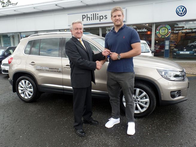 Phillips sponsors Ulster & Ireland rugby star, Chris Henry
